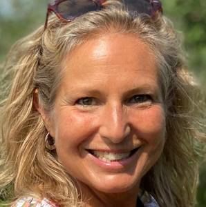 Meet your Posher, Janet